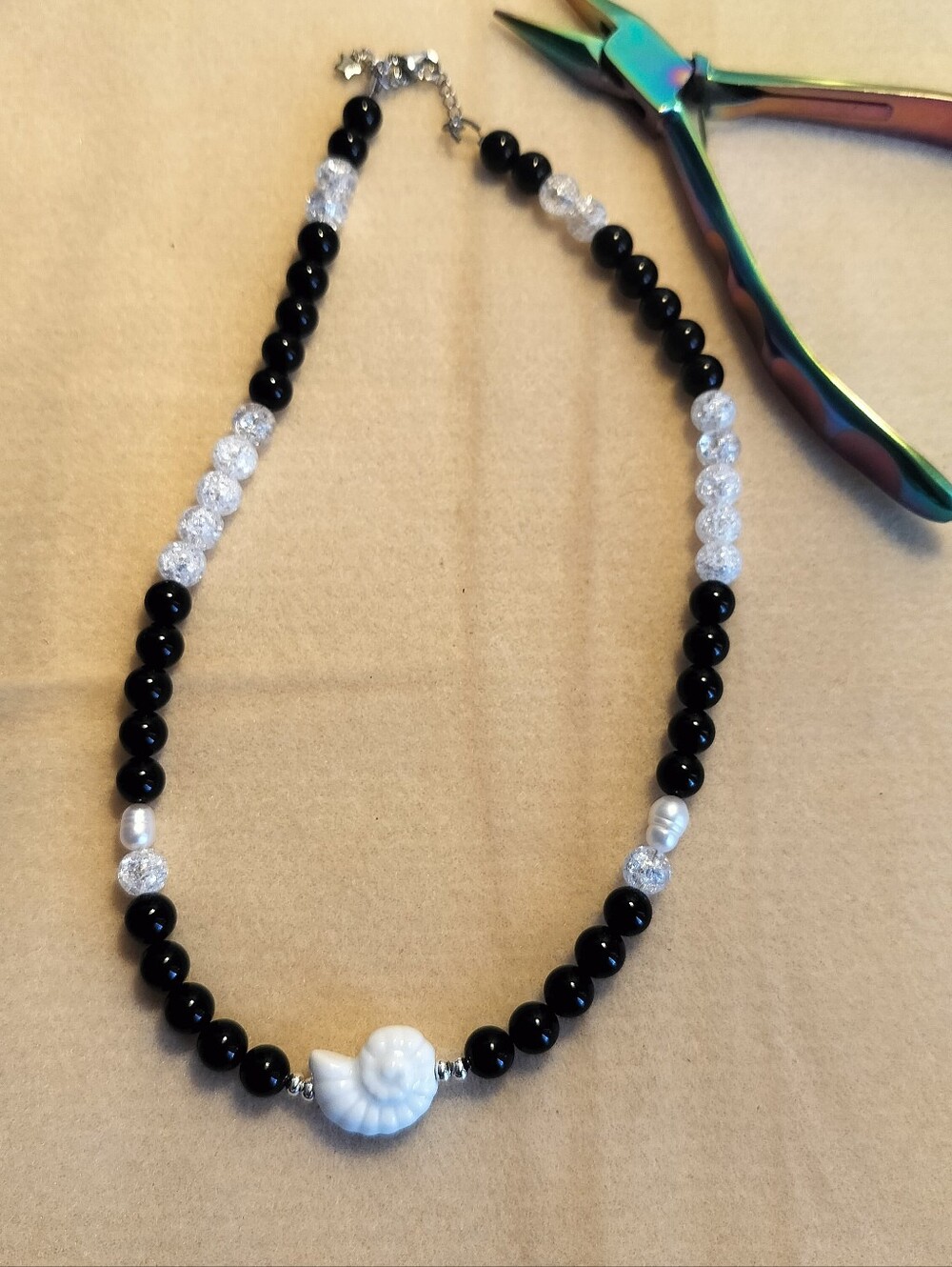 Porcelain Shell Chocker Princess Style Necklace